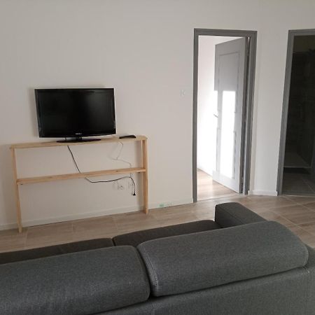 Appart Proche Toutes Commodites Souvigny Exteriör bild