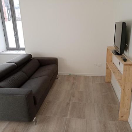 Appart Proche Toutes Commodites Souvigny Exteriör bild