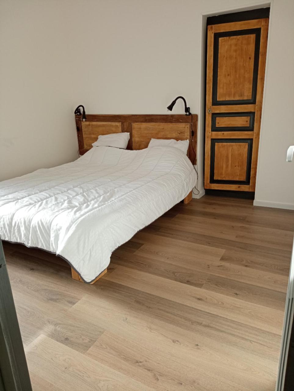 Appart Proche Toutes Commodites Souvigny Exteriör bild